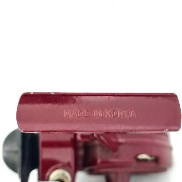 Scorpion Burgundy Metal Spinning Fishing Reel Made in Korea Ocean Lake Outdoors - Picture 3 of 5
